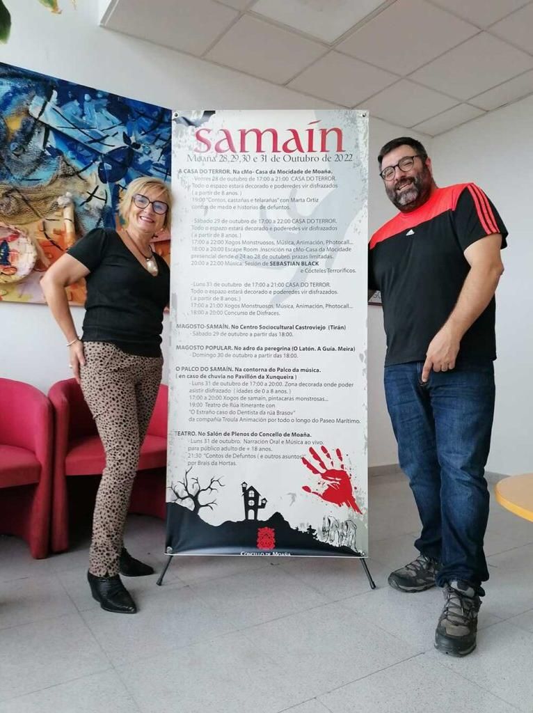 Presentación del Samaín 2022 por parte de la concejala de Promoción Económica y el edil de Juventud de Moaña.