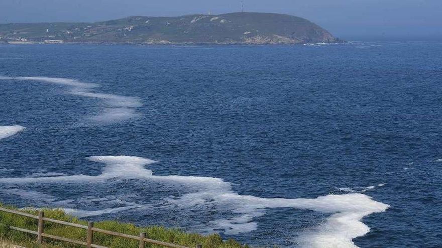 Vertido planificado en la costa para reparaciones