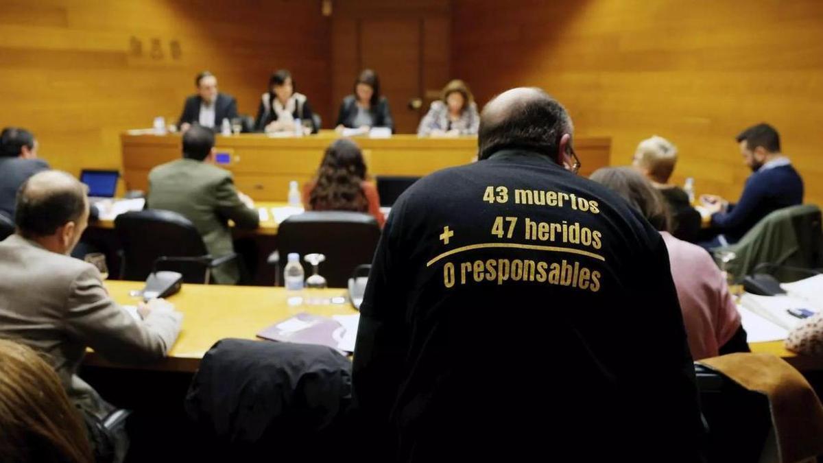 La exgerente de FGV, Marisa Gracia, comparecie ndo  en la segunda comisión de investigación de las Corts.