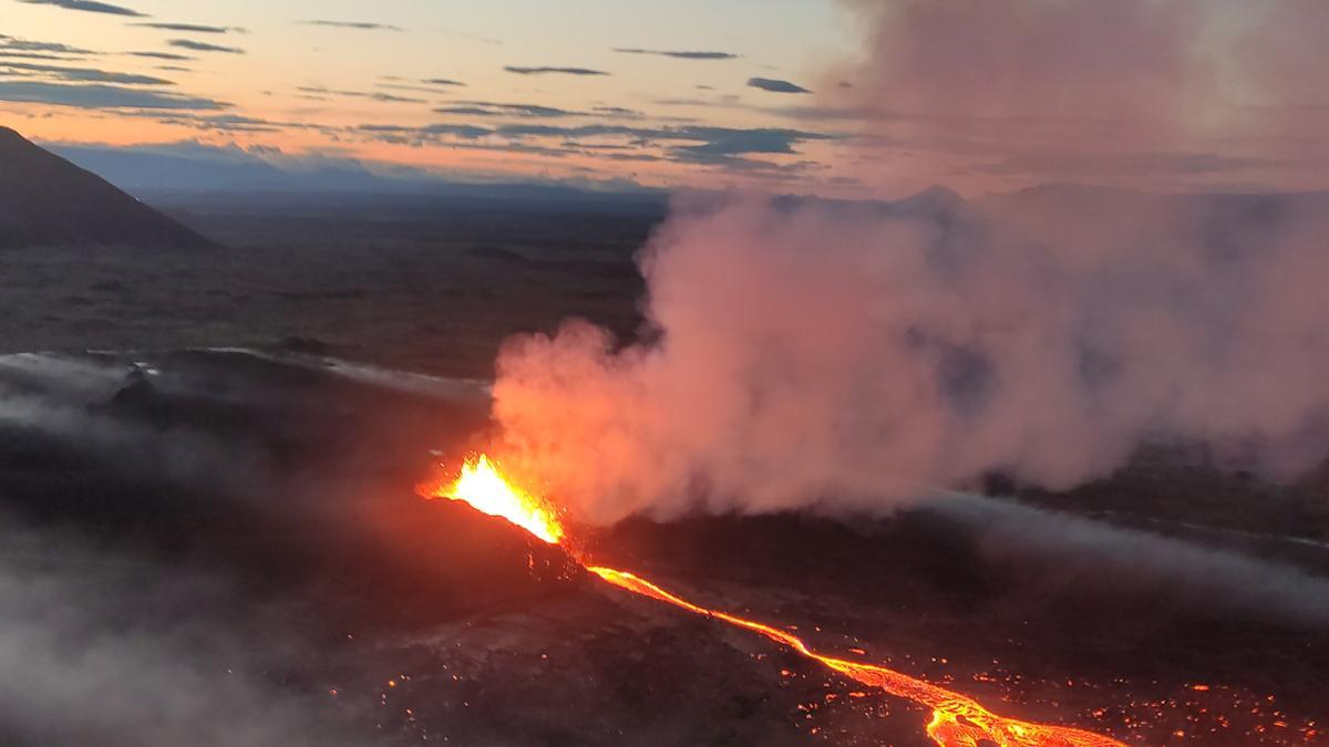 El río de lava del volcán islandés