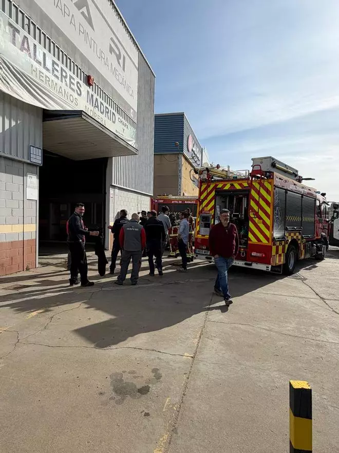 Un incendio en una nave de San Roque se salda sin heridos