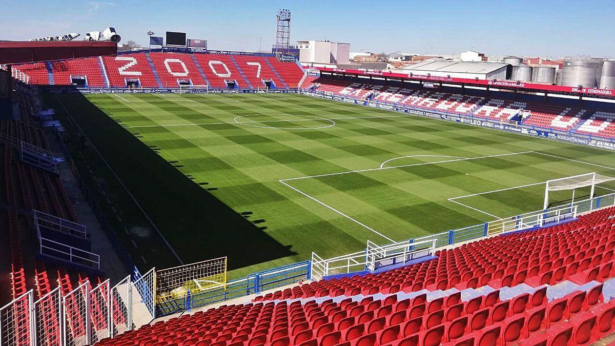 Estadio Francisco de la Hera de Almendralejo.