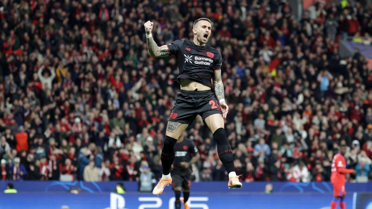 Aleix García,  del Bayer Leverkusen, internacional con España en 8 ocasiones y es pretendido por el Villarreal.
