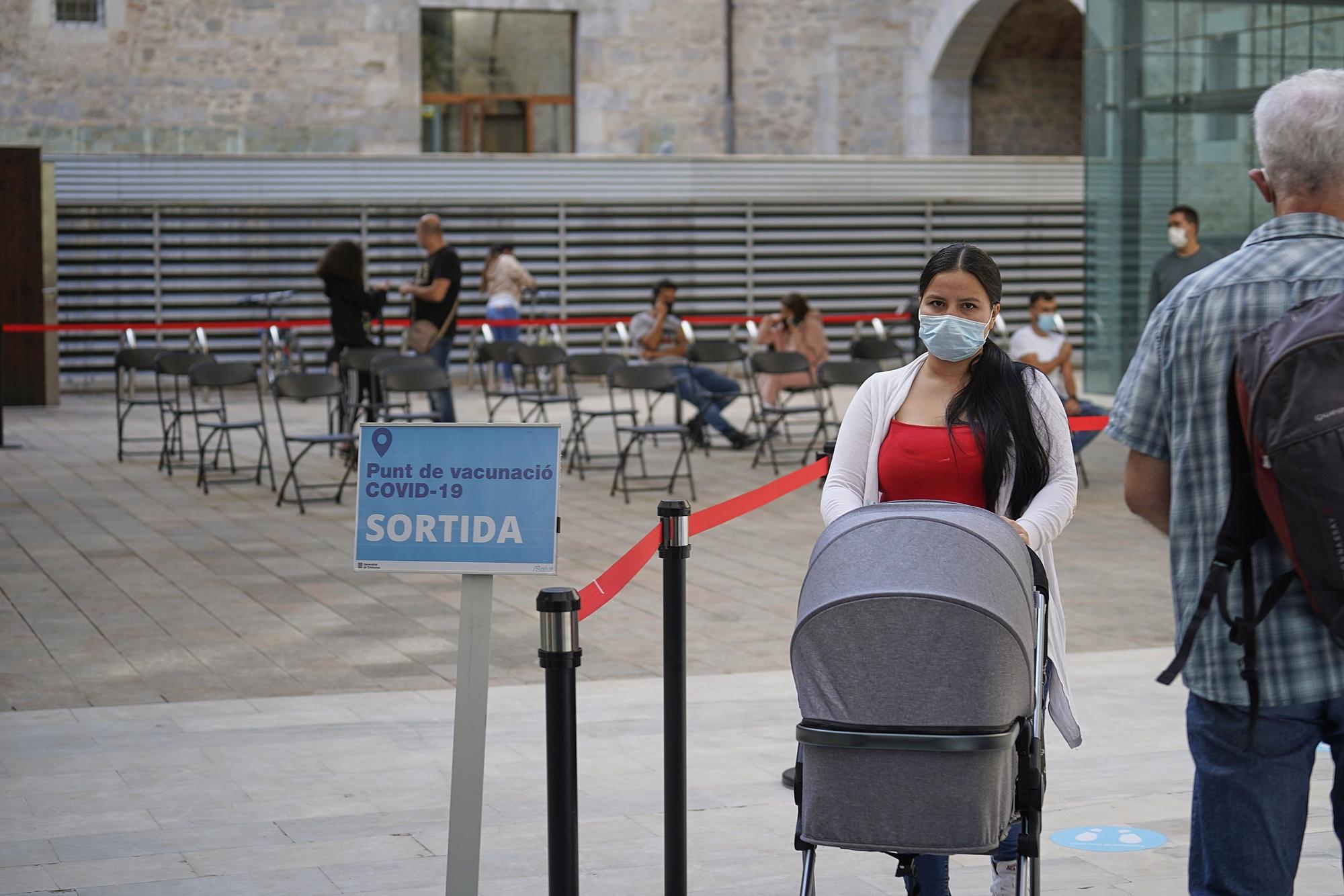 Salut reforça la vacunació amb un nou punt a la seu de la Generalitat de Girona