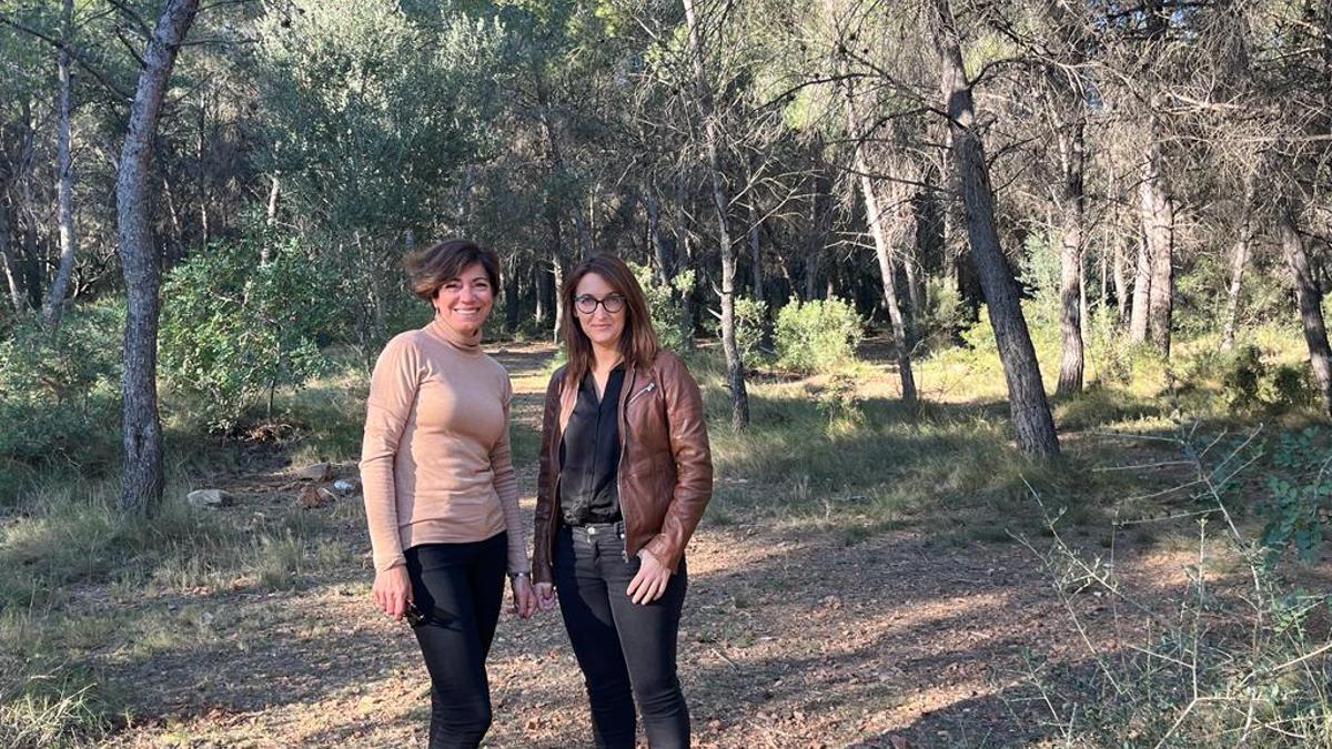 Visita de Elisenda Pérez y Elo Chamarro a Ponera