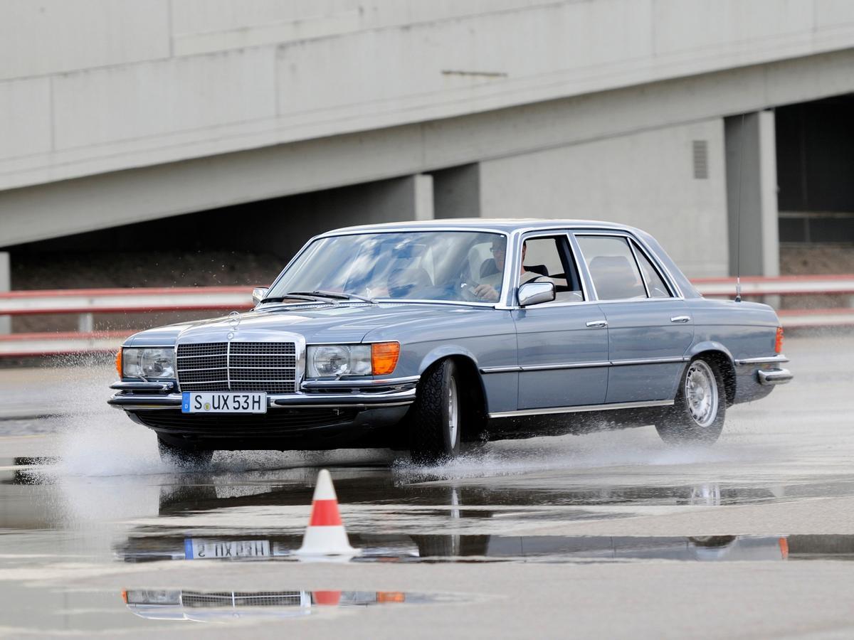 Mercedes-Benz 450 SE/SEL, ganador del COTY en 1975