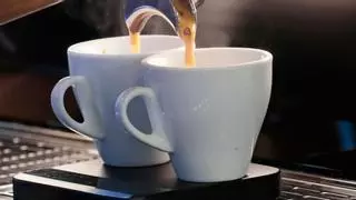 Los expertos piden que no tomes café en este momento del día (y casi todo el mundo lo hace)