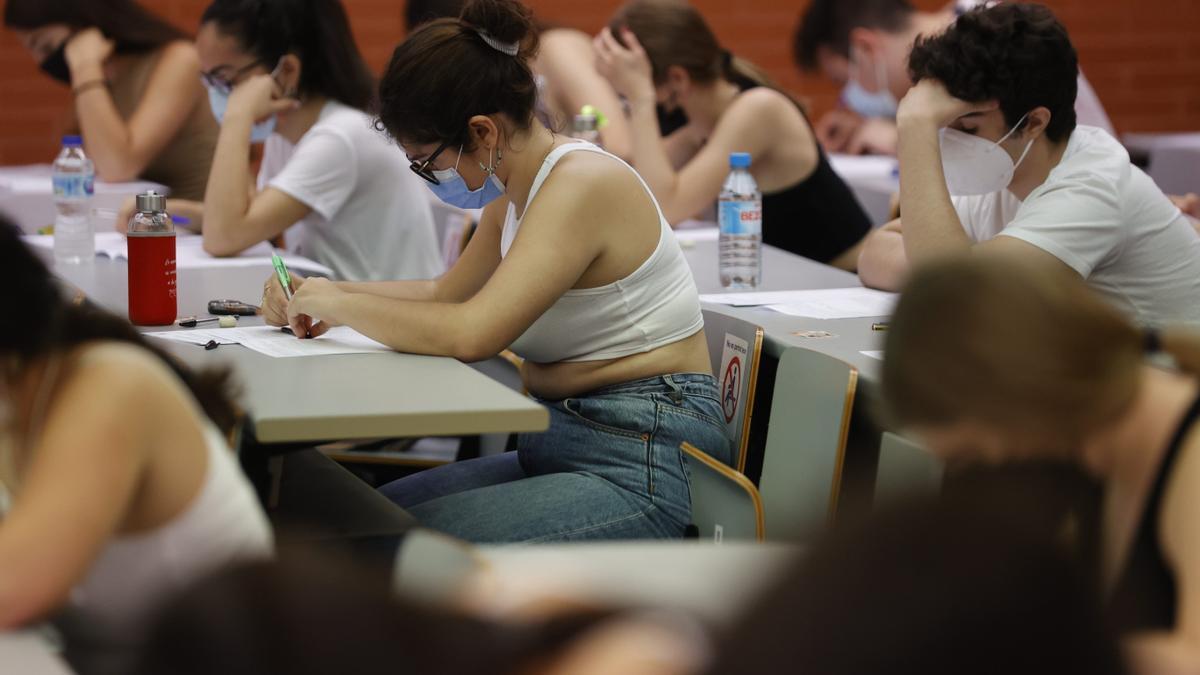 Primer día de selectividad en Tarongers.