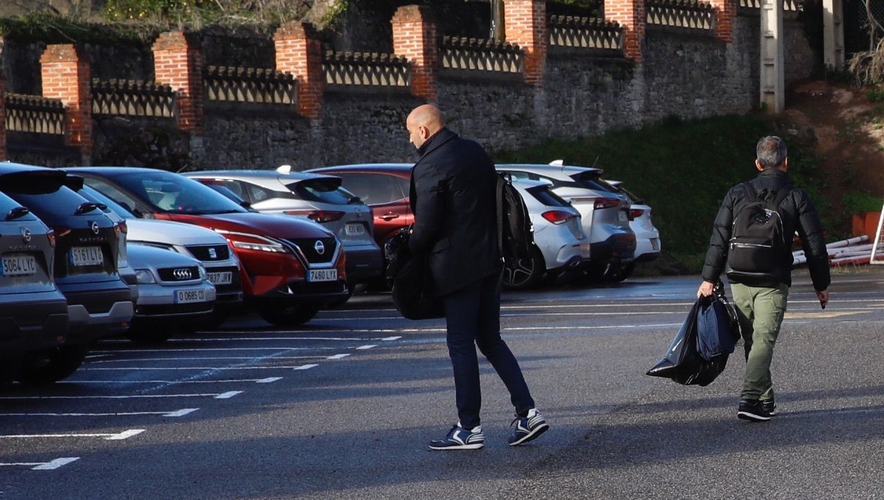 En imágenes: Abelardo deja Mareo tras su destitución como entrenador del Sporting