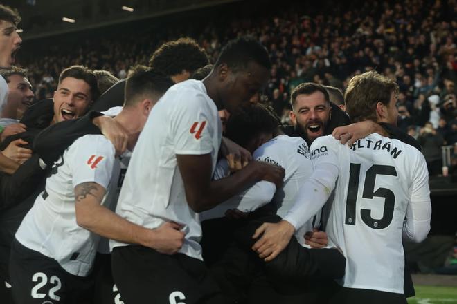 Valencia CF-Espanyol, en imágenes