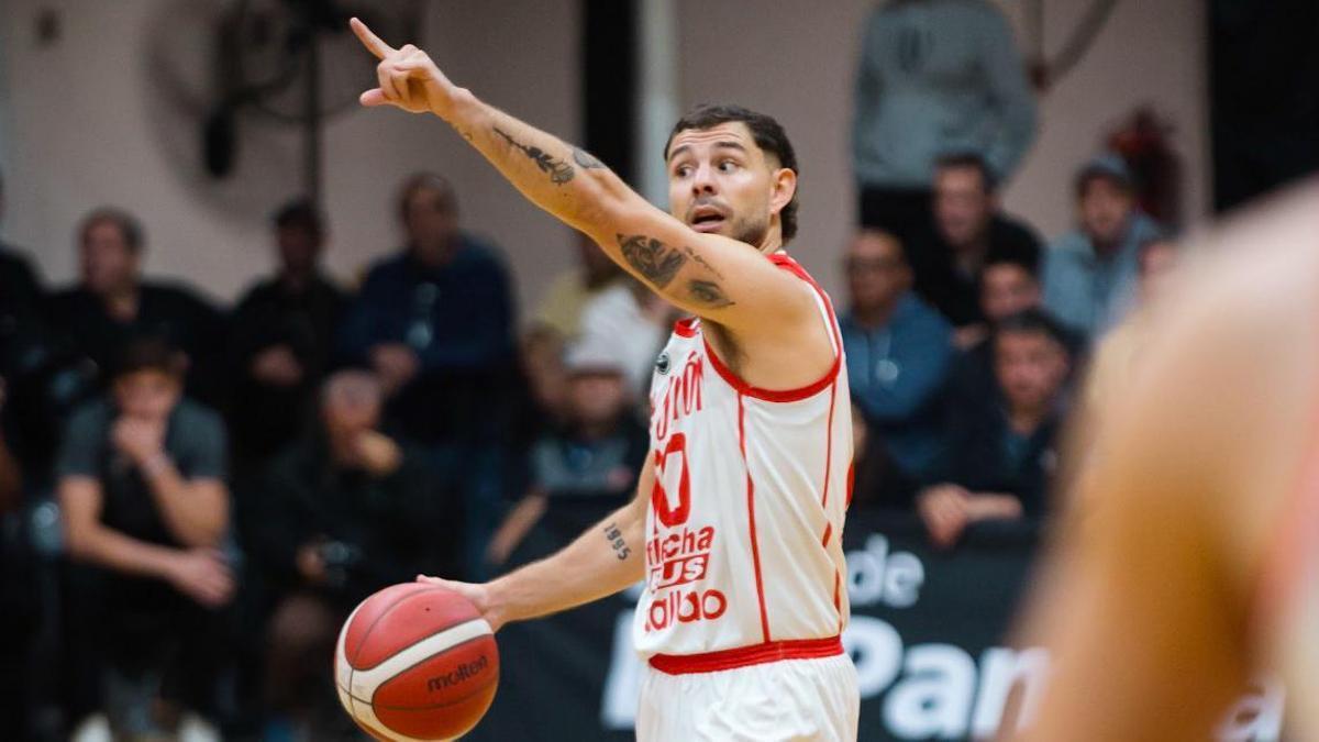 Álvaro Merlo durante un encuentro con La Unión de Colón