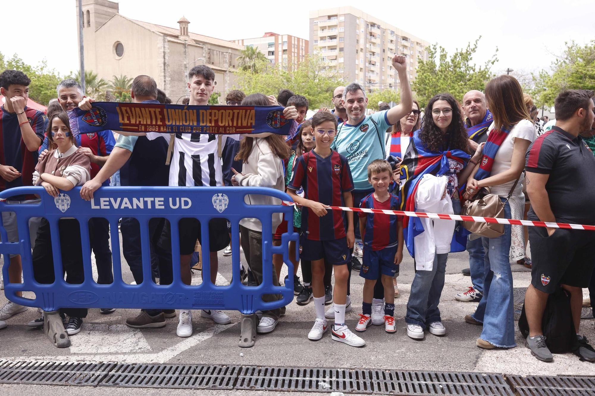 Búscate en el recibimiento al Levante UD antes de enfrentarse al Alavés