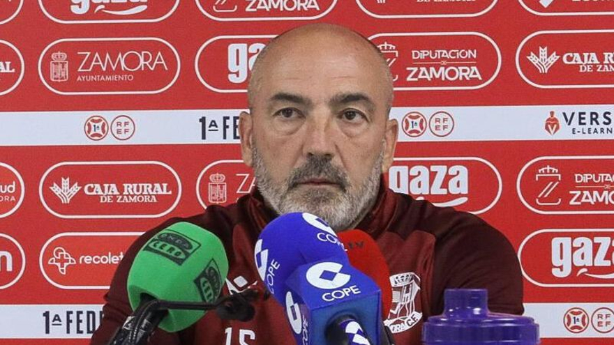 Juan Sabas, técnico del Zamora CF: "El vestuario está rabiando, quería más"