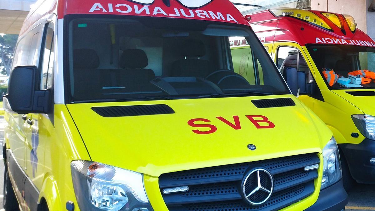 El conductor herido ha sido trasladado en ambulancia al hospital de Dénia