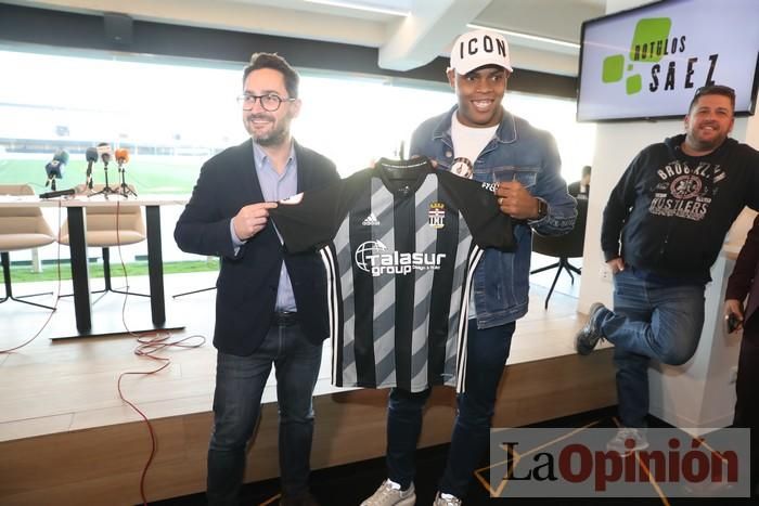 Presentación de Vinicius Tanque en el FC Cartagena