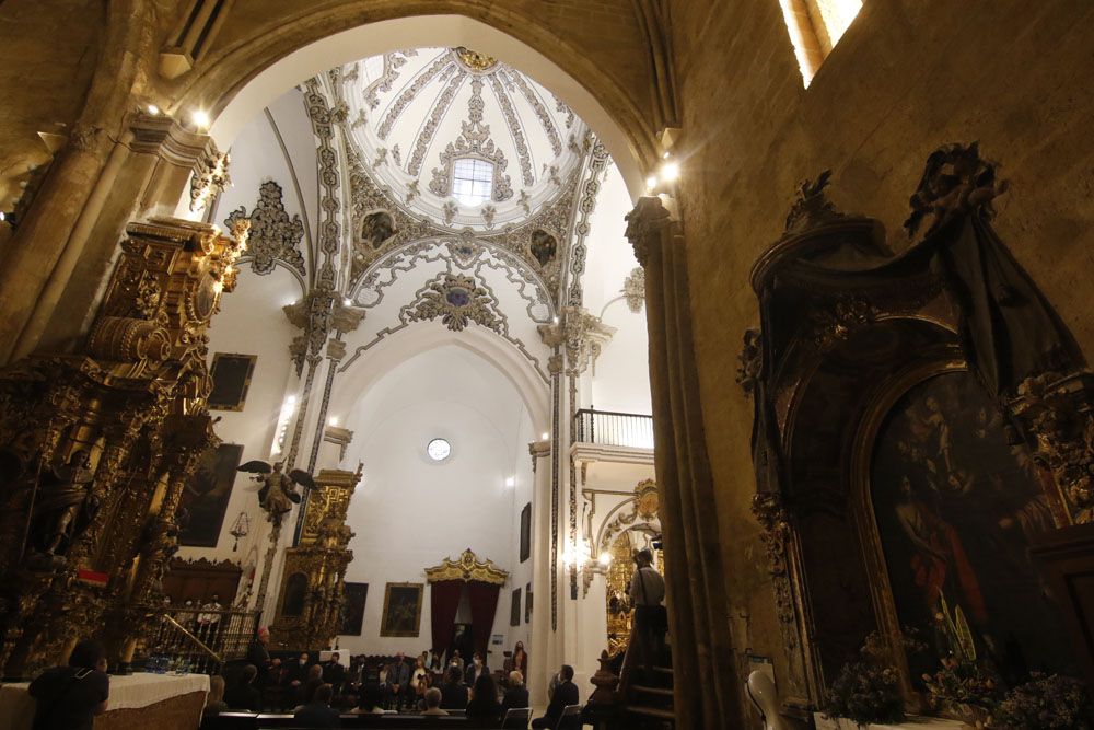 Y la luz se hizo en la iglesia de San Francisco