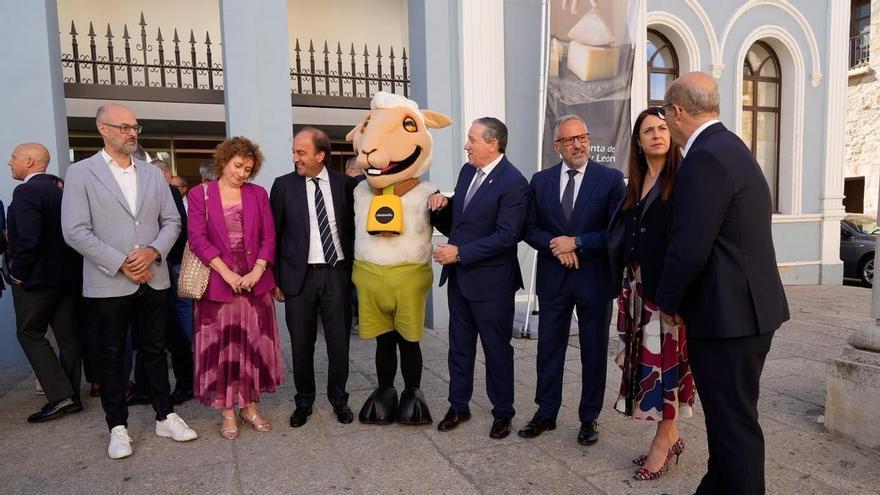 El consejero de Agricultura, en Zamora: "Estamos ante la sementera más cara de la historia"
