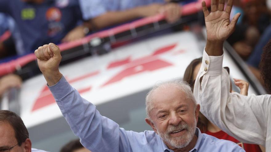 Lula prohíbe las apuestas deportivas y los casinos en línea a nueve días de las elecciones en Brasil ...