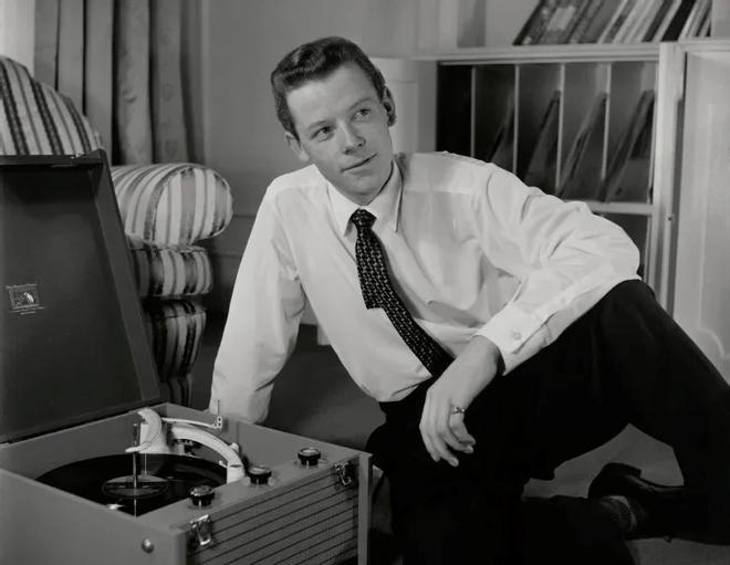 Muere el cantante Craig Douglas, la estrella que reinó en el pop británico antes de los Beatles