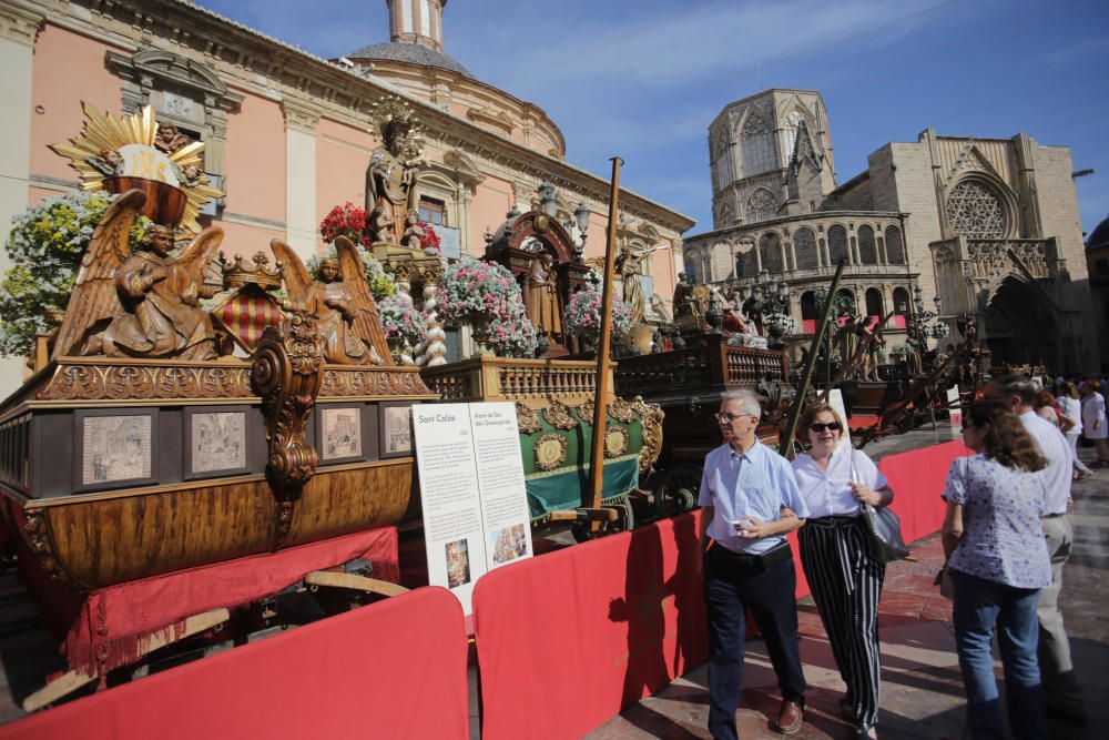 Las Rocas, expuestas en la plaza de la Virgen