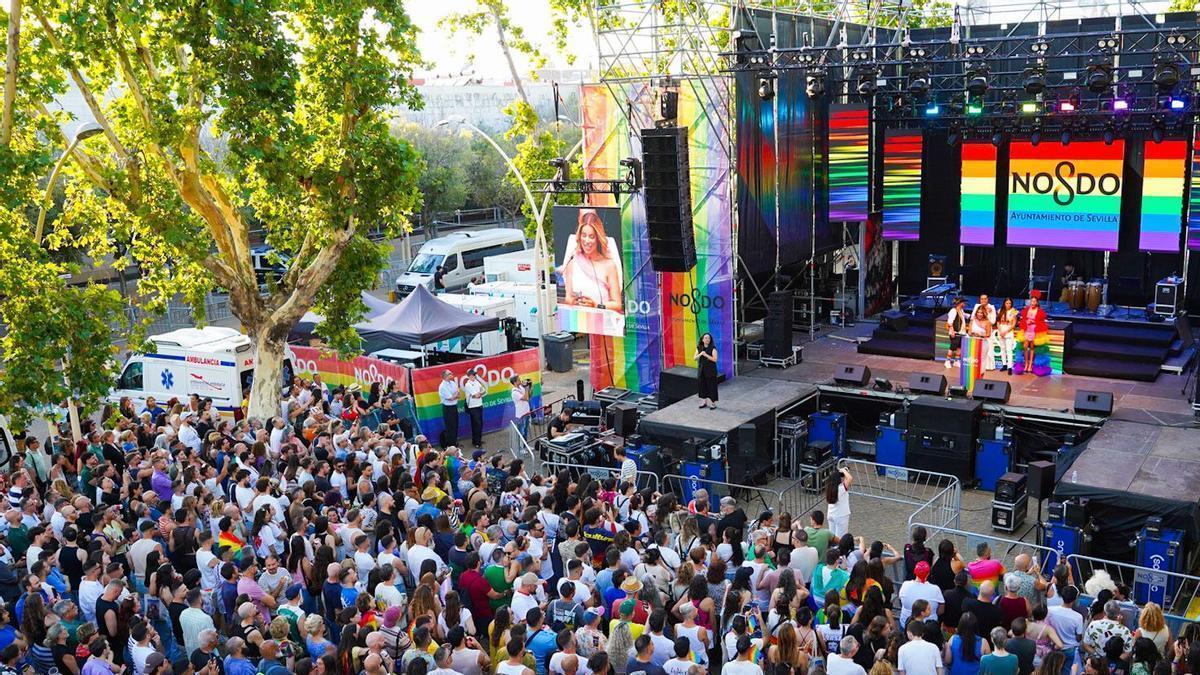 VÍDEO | Así arrancó el Orgullo de Sevilla en la Alameda con un pregón coral