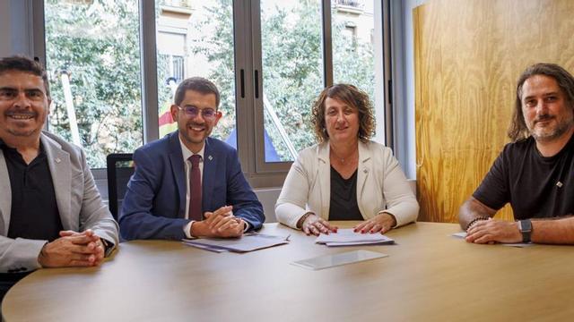 D’esquerra a dreta, Eduard Mata, Eloi Hernàndez (el president), Sílvia Tardà i Jordi Palma a la seu del Consell Comarcal del Bages | DANI CASAS