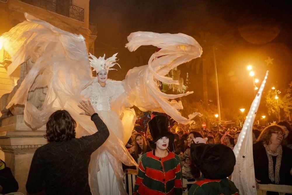 Bevor am Samstagabend (3.12.) in Palma die Weihnachtsbeleuchtung eingeschaltet wurde, gab es jede Menge Unterhaltung für die Kinder.