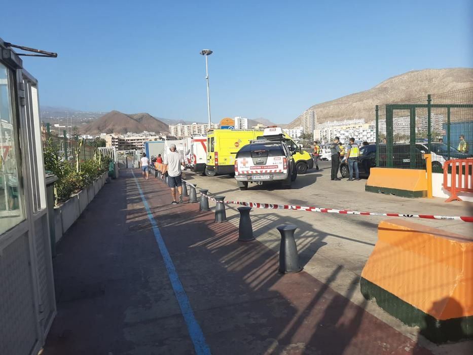 Llega un cayuco al sur de Tenerife