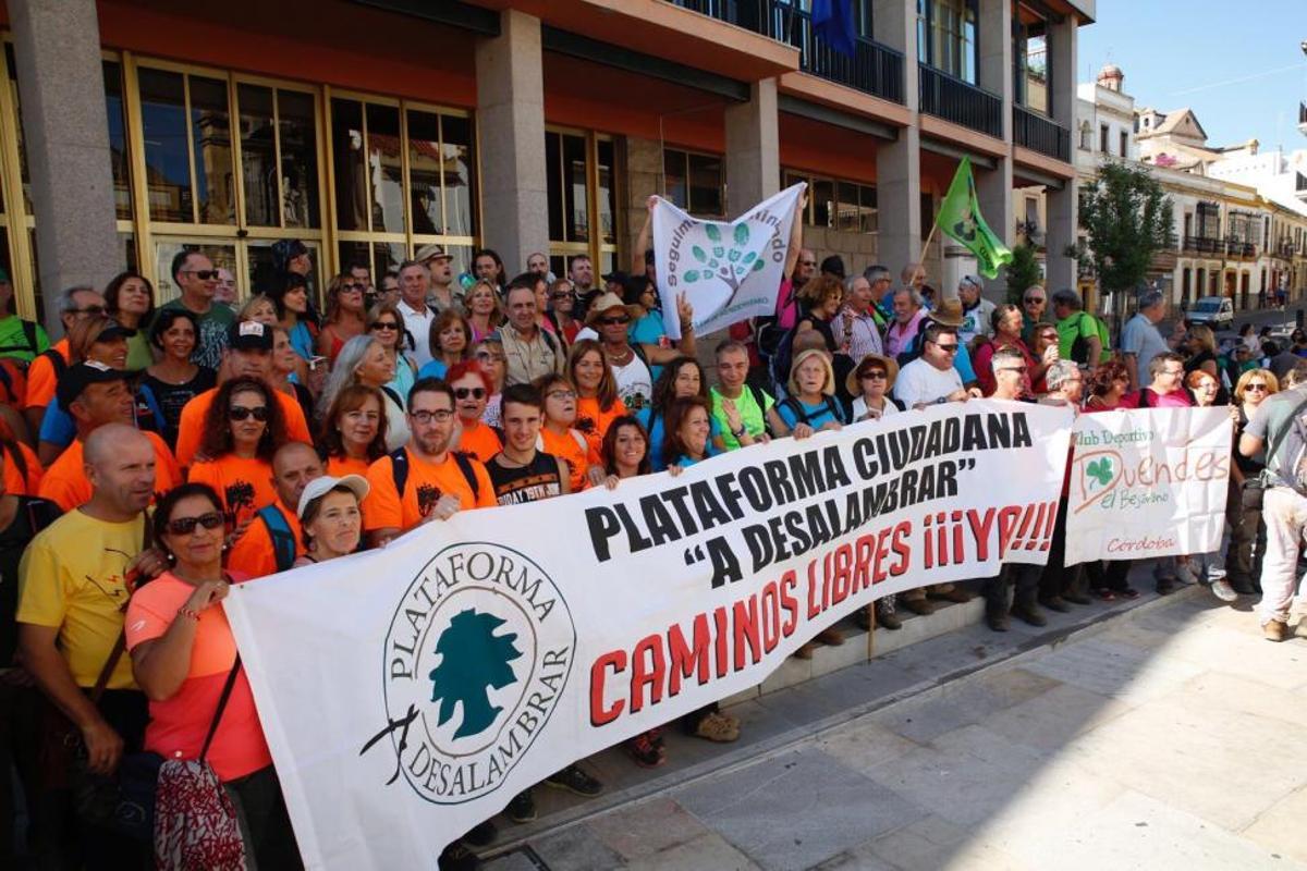 Reclaman la recuperación de los caminos públicos que siguen cerrados en Córdoba