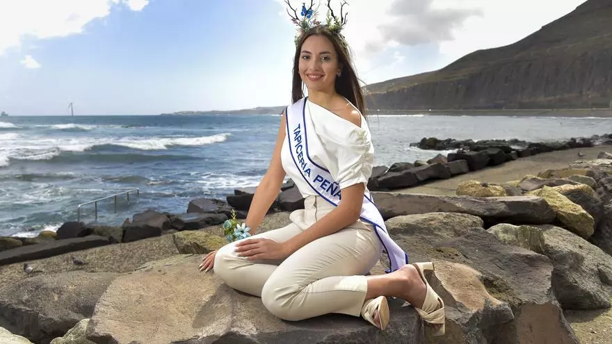 Candidatas a Reina del Carnaval de Las Palmas de Gran Canaria: Marta Quesada (Tapicería Peñate)