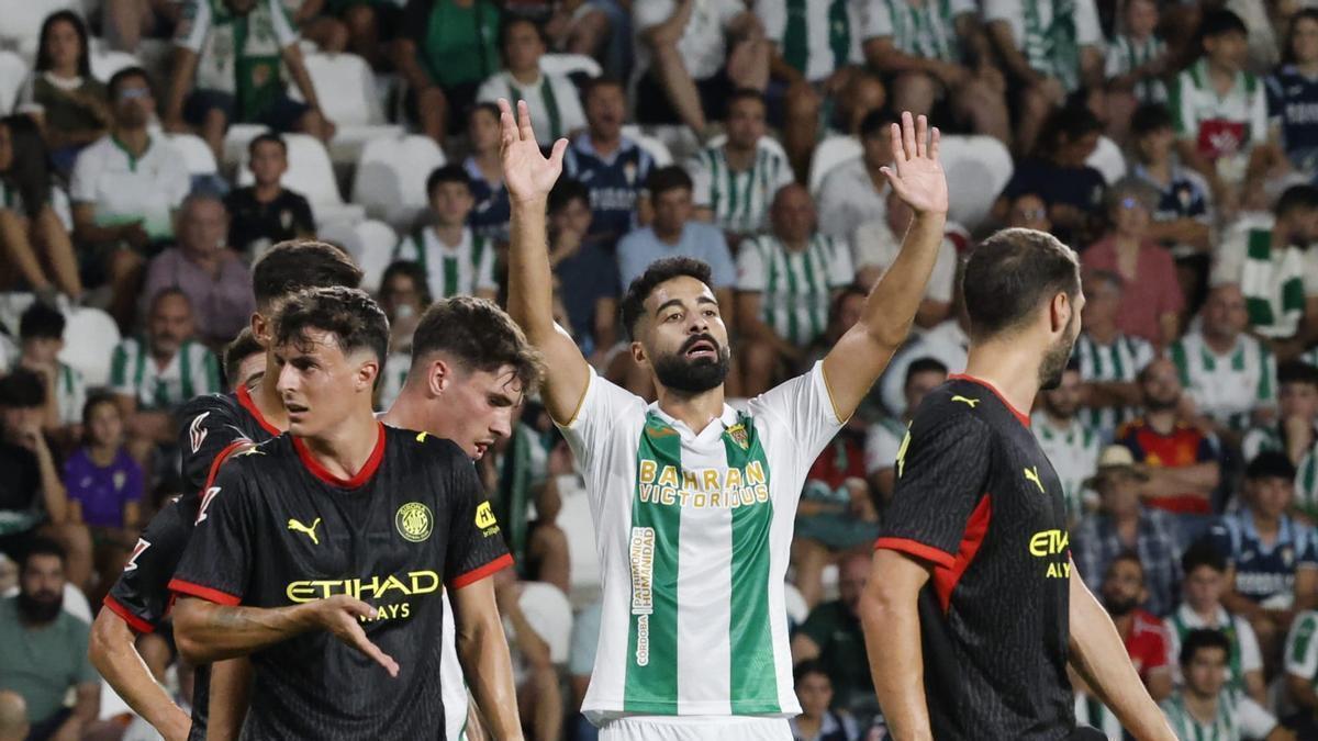 el Córdoba CF presume del jefe de su zaga
