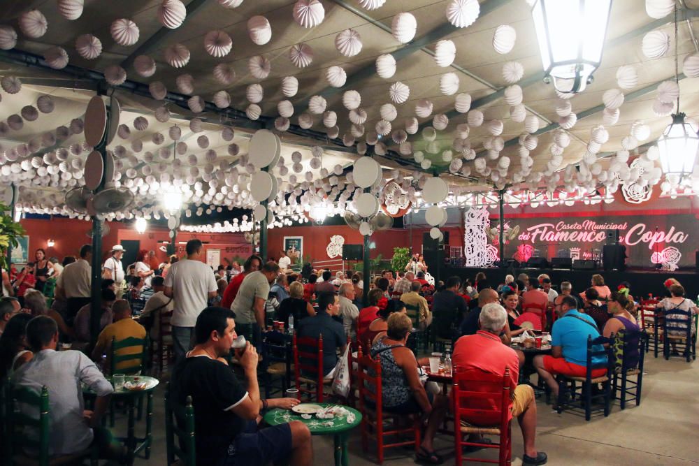 Noche del jueves en el Real de la Feria