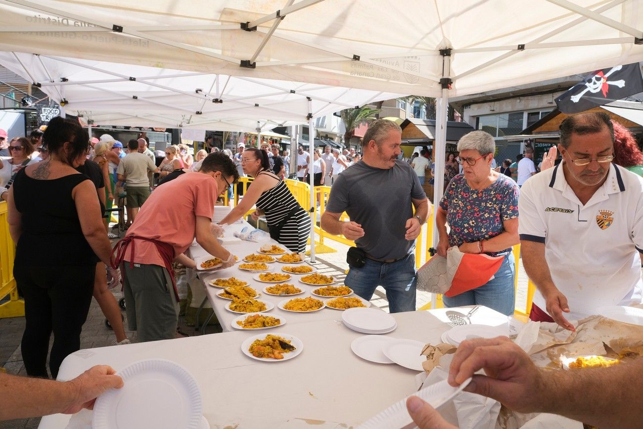 Paellada y Concierto de Aristides Moreno en la clausura de las Fiestas del Pilar 2025