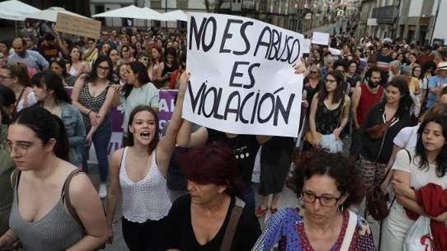 Manifestación celebrada ayer en Santiago. // Xoán Álvarez