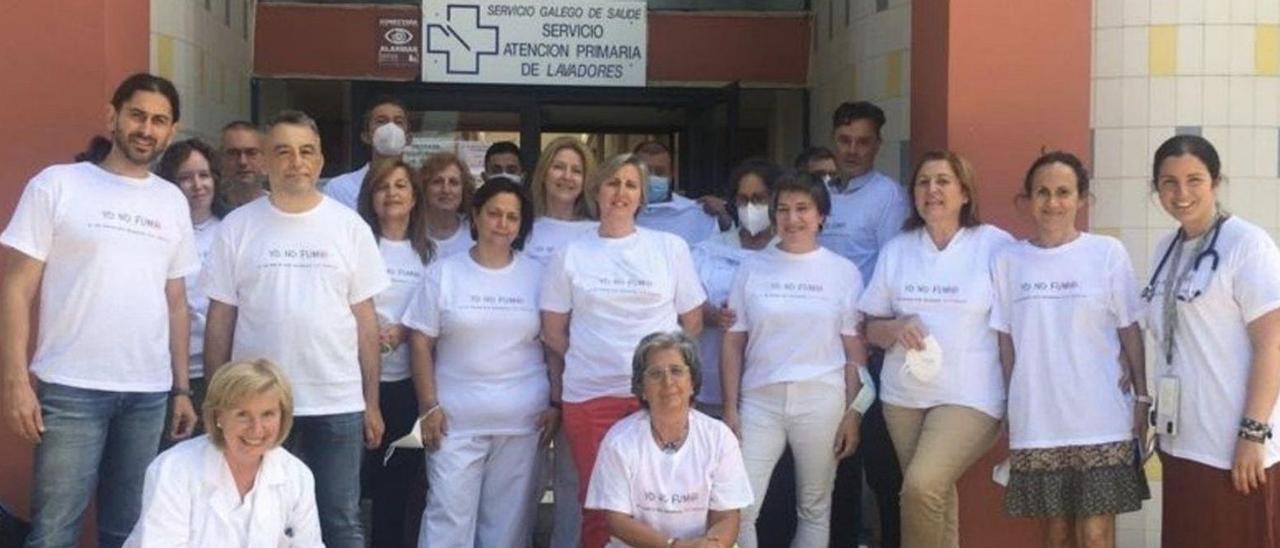 Sanitarios de Lavadores, con camisetas de concienciación.