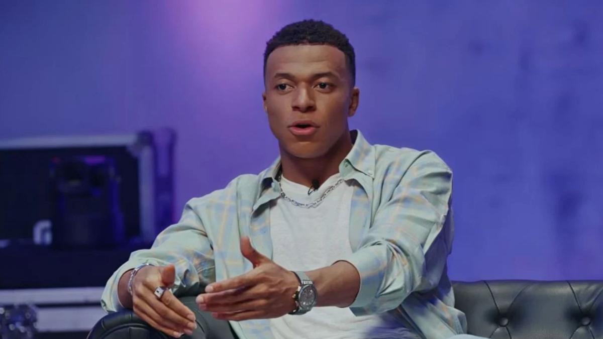 Tchouaméni responde a las preguntas de los fans: "El jugador que más me ha sorprendido en un entreno ha sido..."