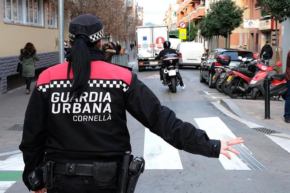 La Guàrdia Urbana de Cornellà imposa 29.000 sancions durant el primer semestre del 2021 La Guàrdia Urbana de Cornellà imposa 29.000 sancions durant el primer semestre del 2021