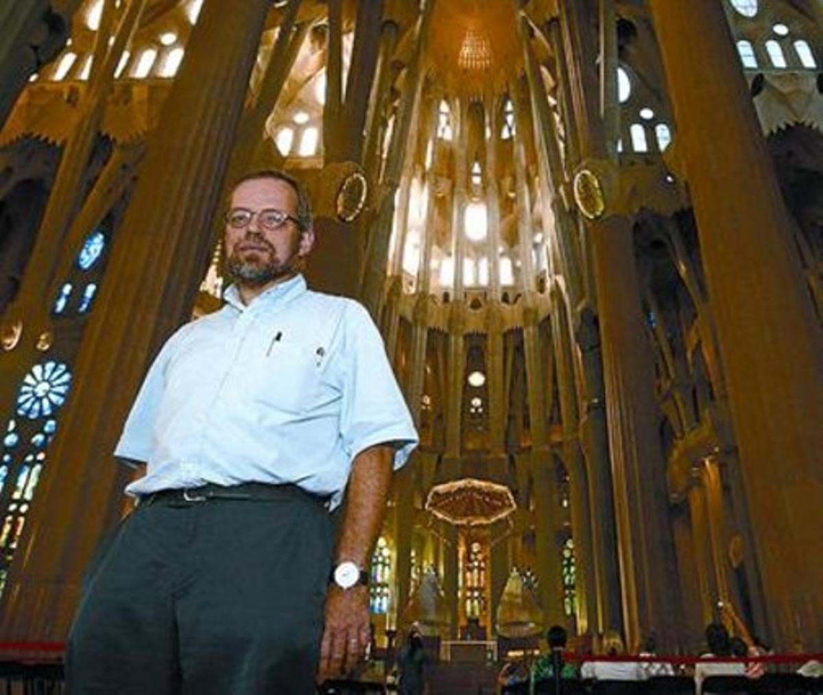 Jordi Faulí a la nau central de la Sagrada Família, ahir.