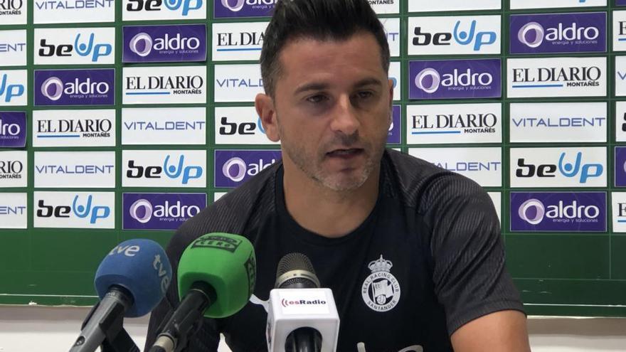 Iván Ania, durante la rueda de prensa previa al encuentro ante el Málaga CF.