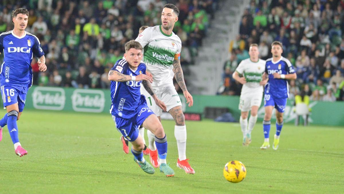 Elche-Oviedo: El Elche pierde su magia (0-2)