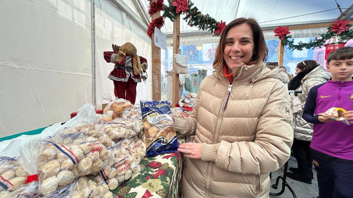 EN IMÁGENES: Los productos artesanales triunfan en el mercadillo navideño de Grao