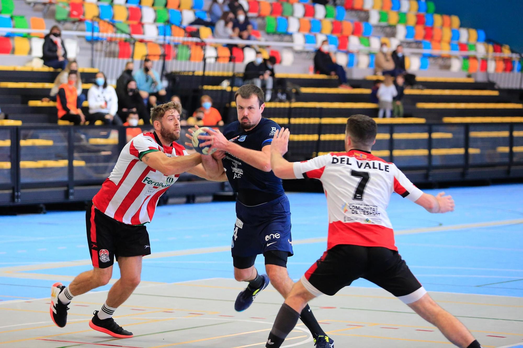 Partido entre la UD Ibiza-HC Eivissa y el Puerto Sagunto