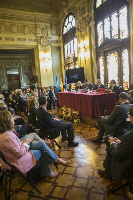 Conferencia de Elisabetta Catelani en la Junta General del Principado