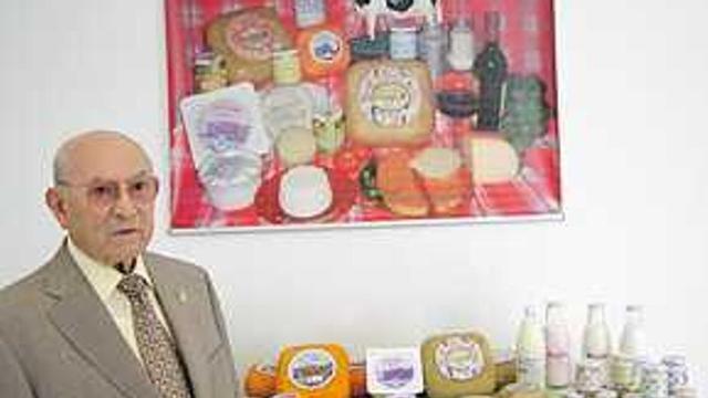 Prilac consolida su producción, pero advierte de la falta de leche y ayudas