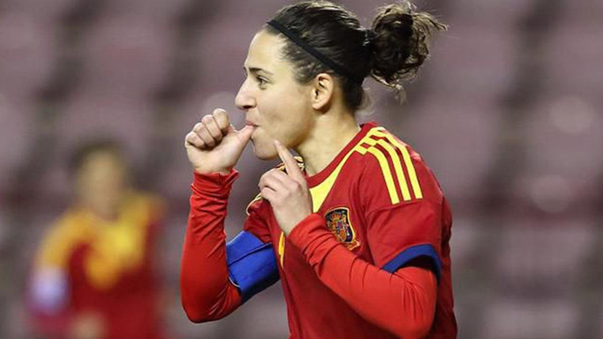 Vero Boquete celebra un gol con la selección española.