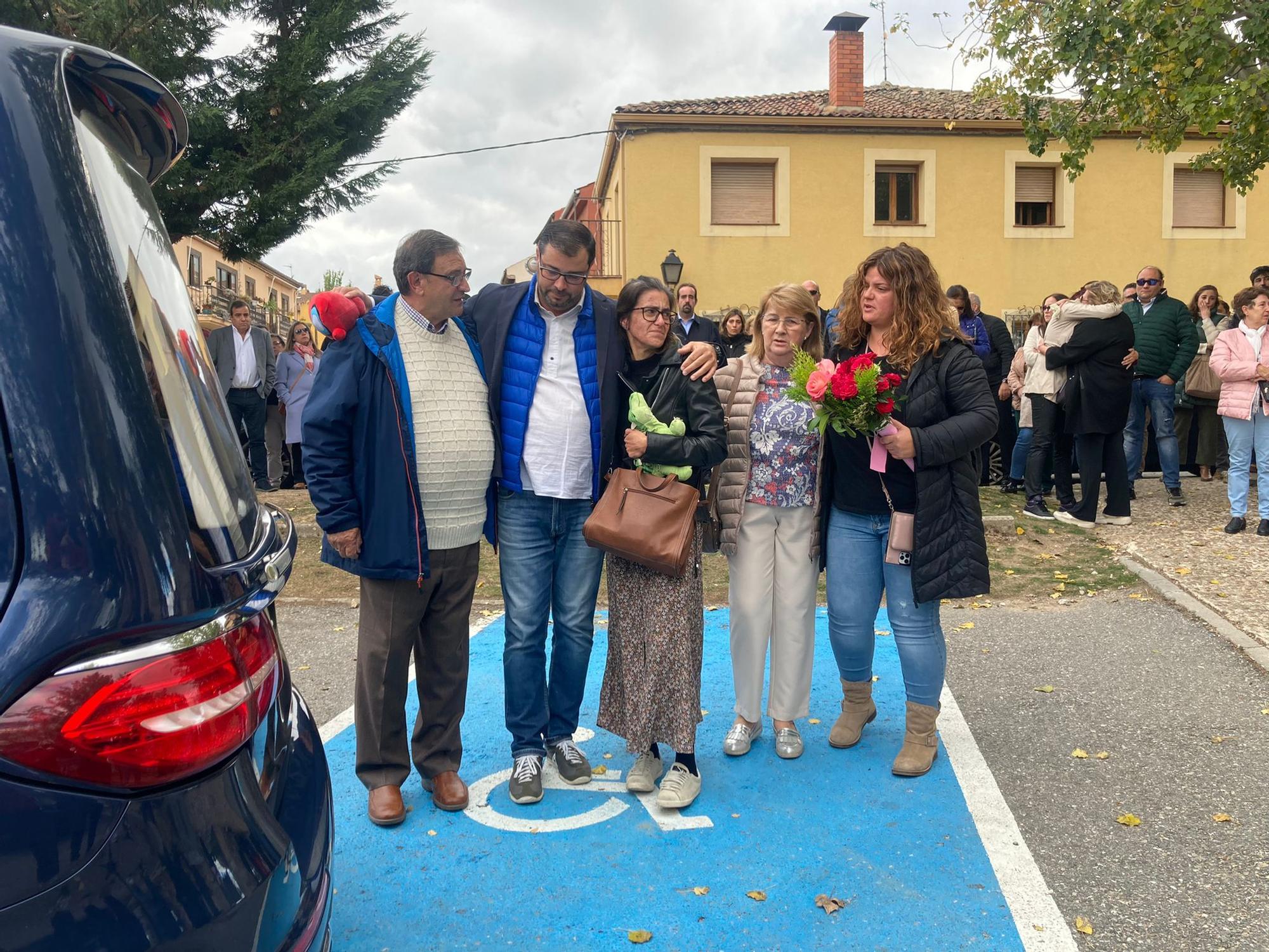 En imágenes: Funeral el Torrecaballeros, Segovia, por la niña asesinada en Gijón