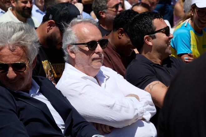 Joan Laporta y Ronaldinho en la inauguración del Paseo de las Estrellas de Castelldefels, en imágenes