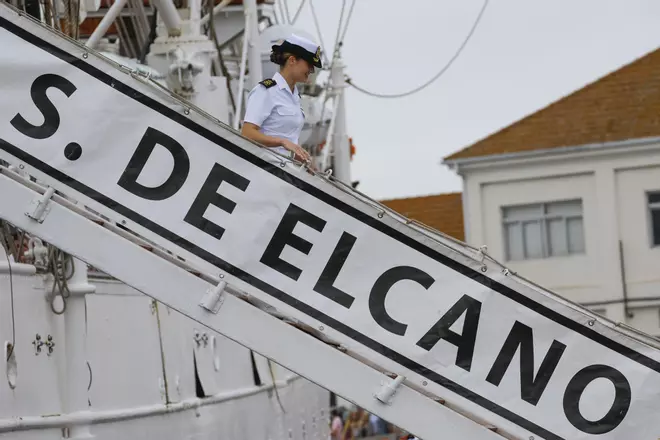 La princesa Leonor llega a Marín y finaliza su crucero de instrucción a bordo de Elcano