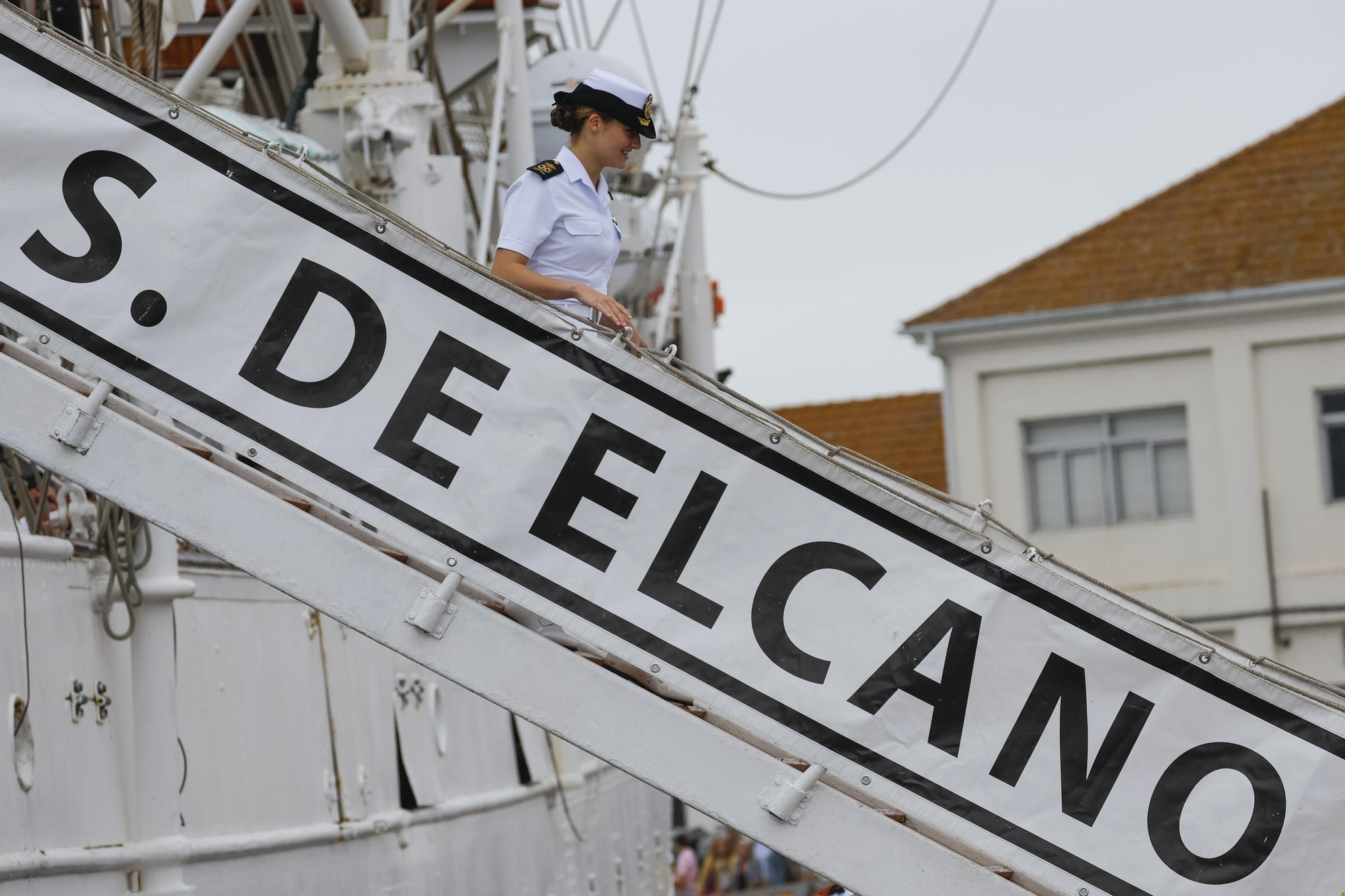 La princesa Leonor llega a Marín y finaliza su crucero de instrucción a bordo de Elcano