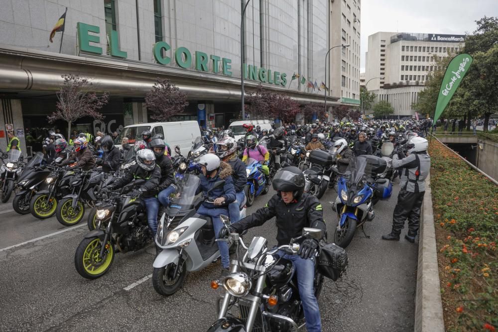 Miles de motos participan en la 42 Volta a Mallorca